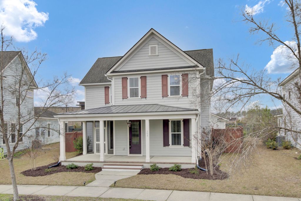 Photo of 309 Scholar Way, Summerville, SC 29483 (MLS # 26006085)