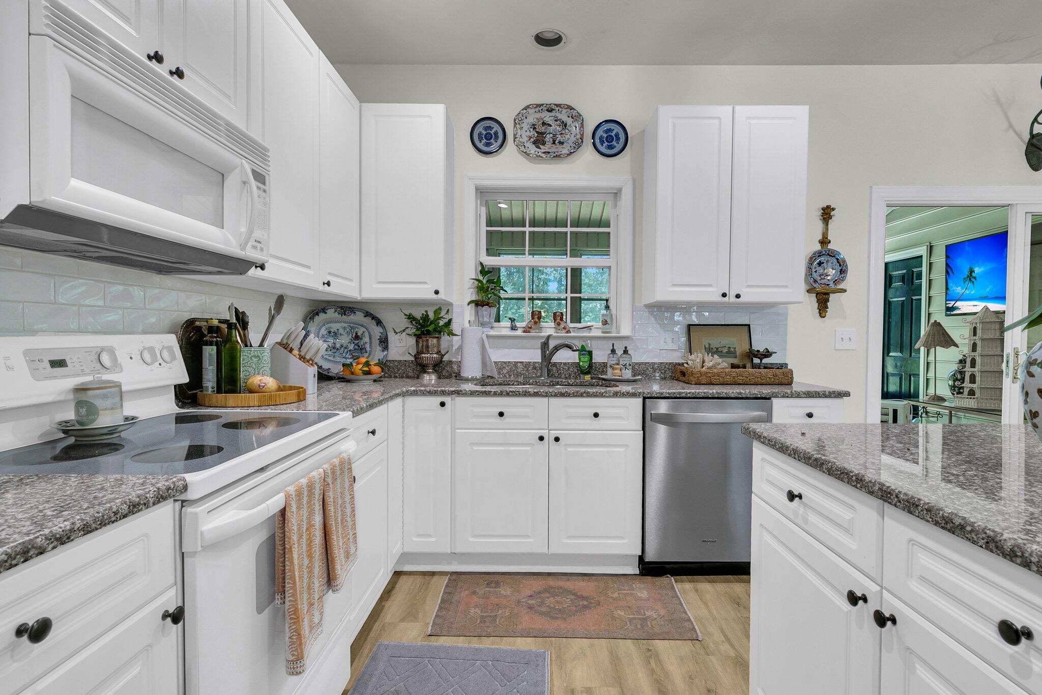 1682 Camfield Lane