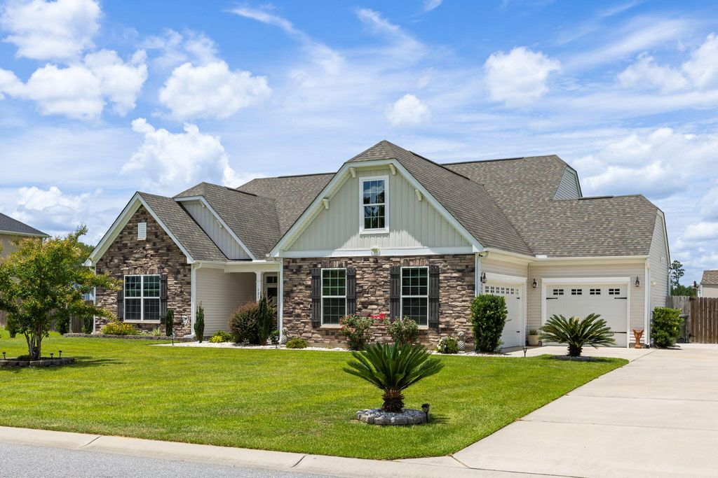 Photo of 121 Lakelyn Road, Moncks Corner, SC 29461 (MLS # 26004465)