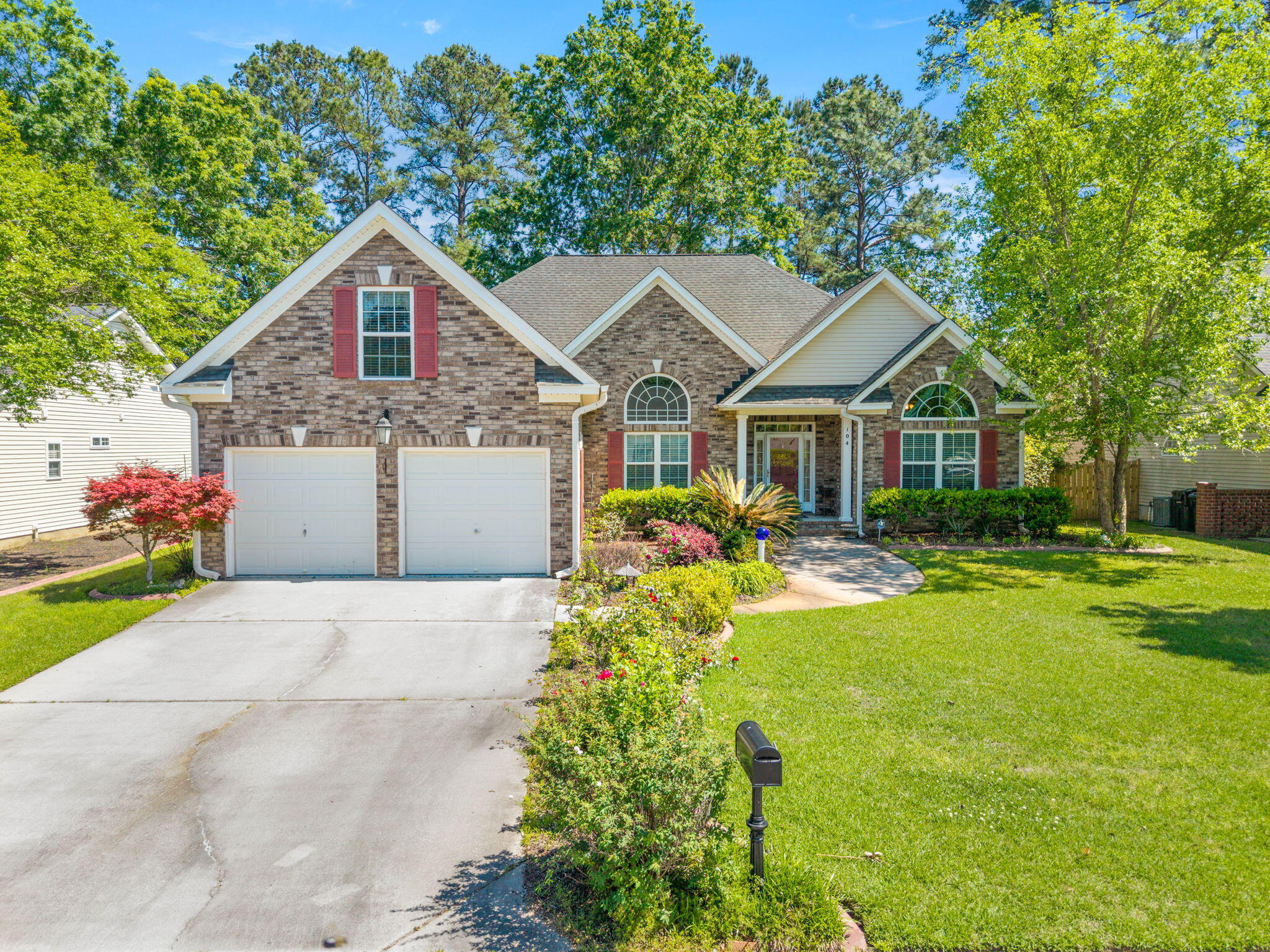 104 Long Cove Bend