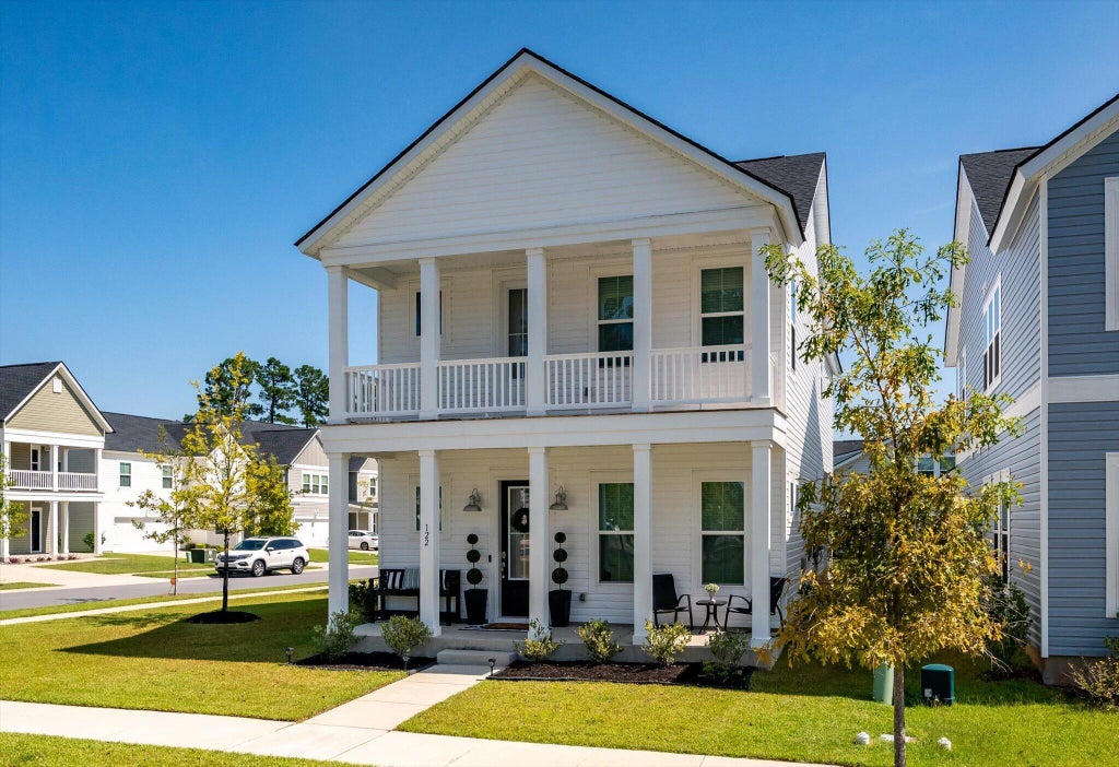 Photo of 122 Split Leaf Lane, Summerville, SC 29483 (MLS # 26027461)