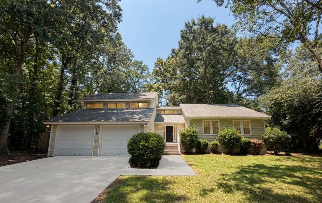 Photo of 158 Fox Chase Drive, Goose Creek, SC 29445 (MLS # 26021996)