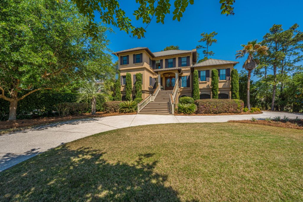Photo of 1937 N Creek Drive, Mount Pleasant, SC 29466 (MLS # 26011706)