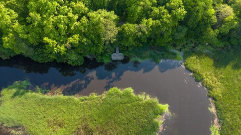 A home in North Charleston