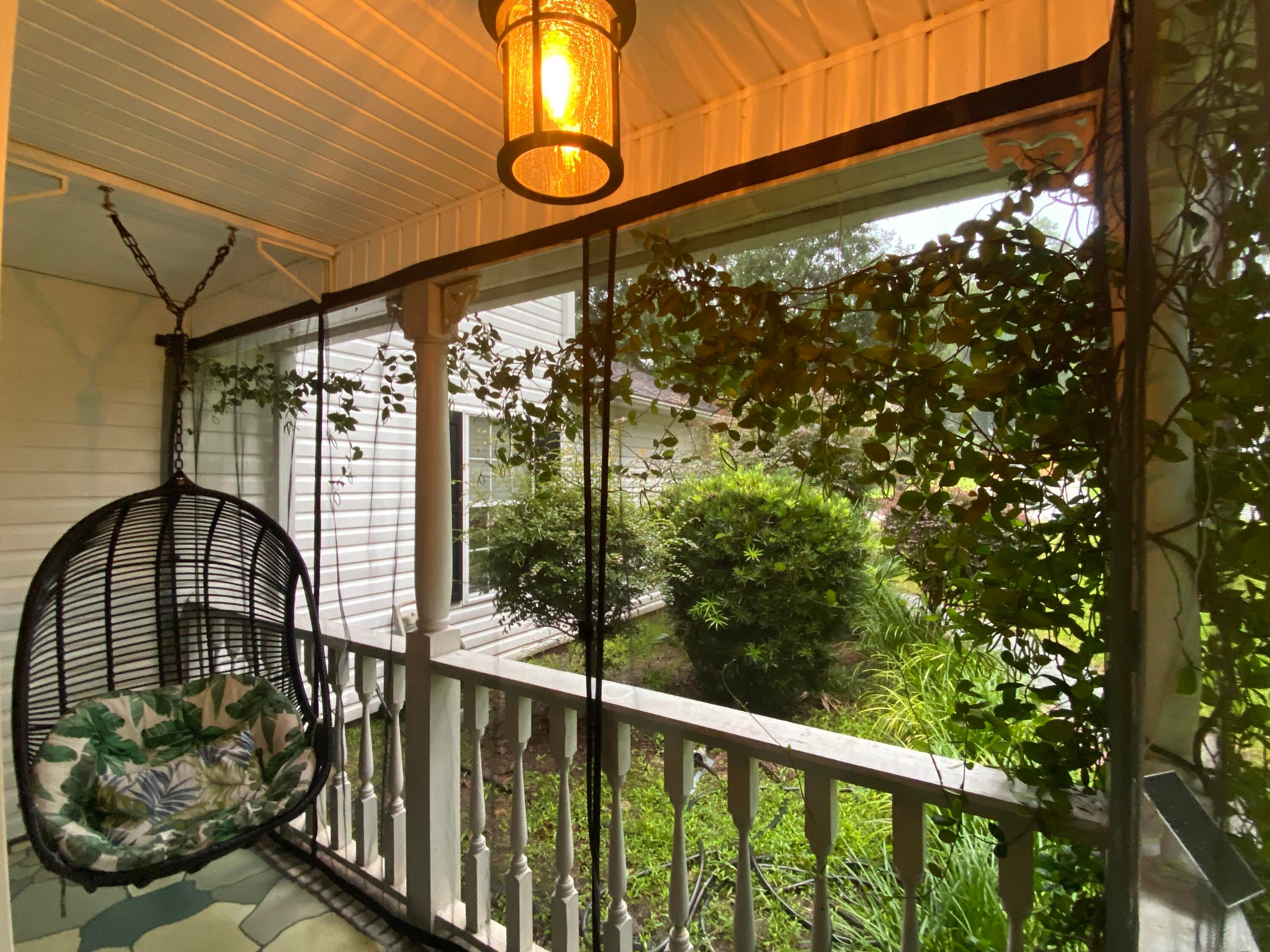 306 Black Oak Boulevard