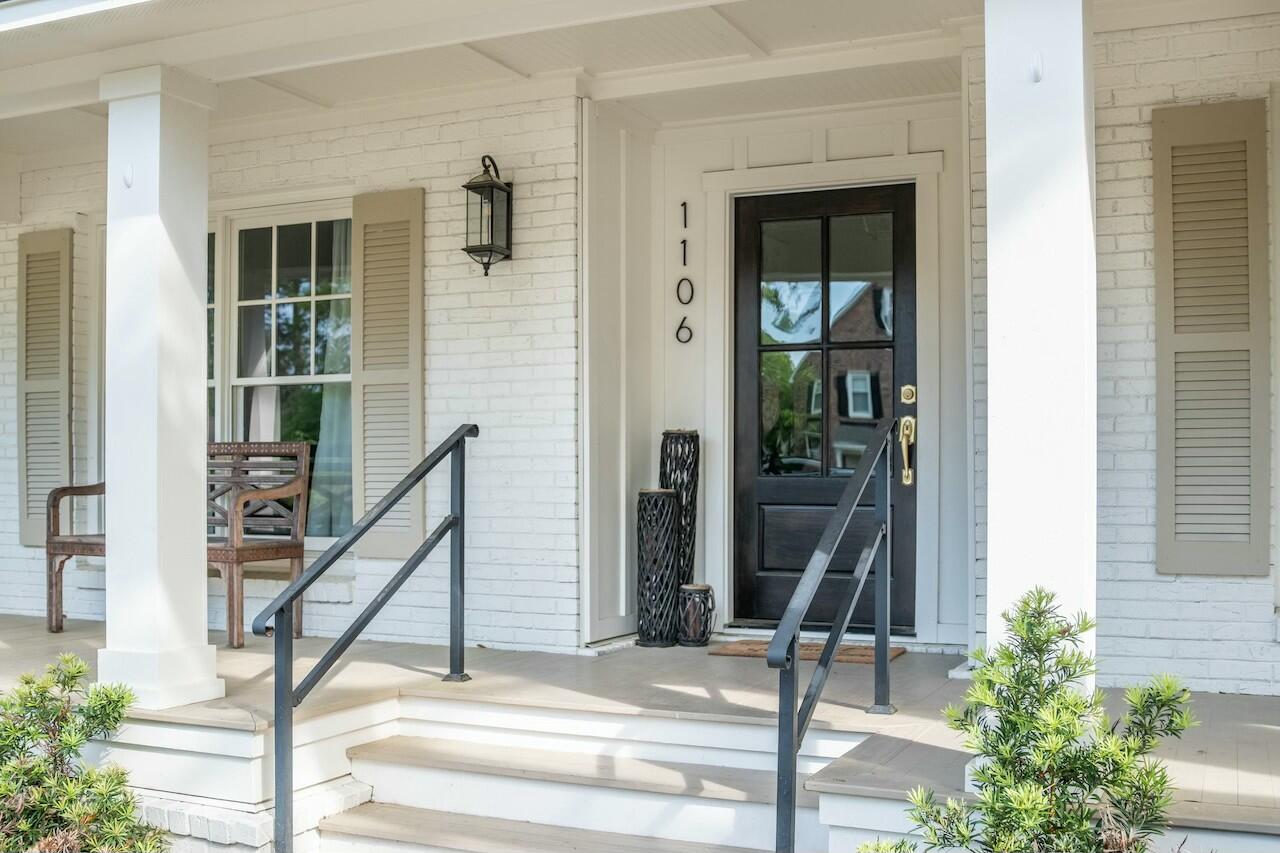 1106 Meadowcroft Lane