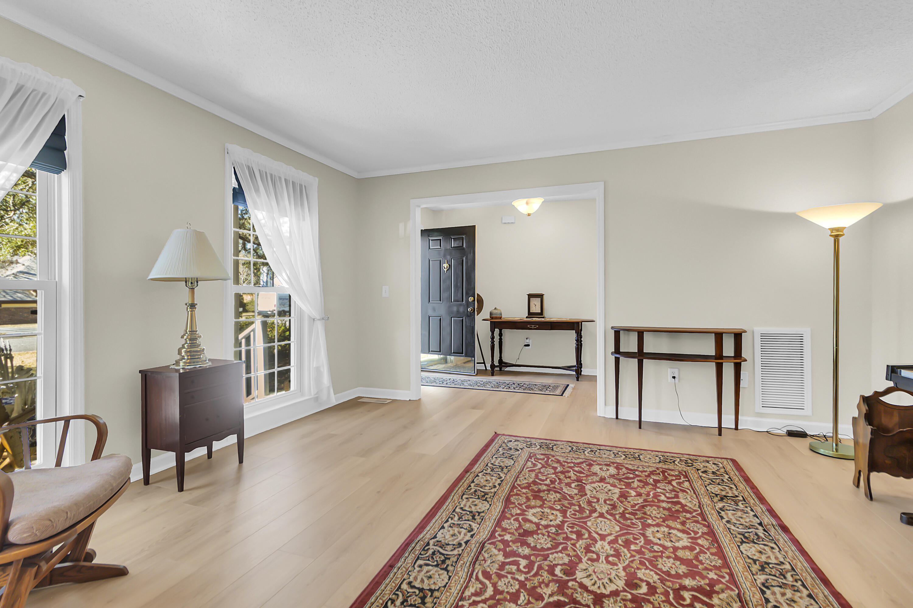 10 Hunters Forest Drive