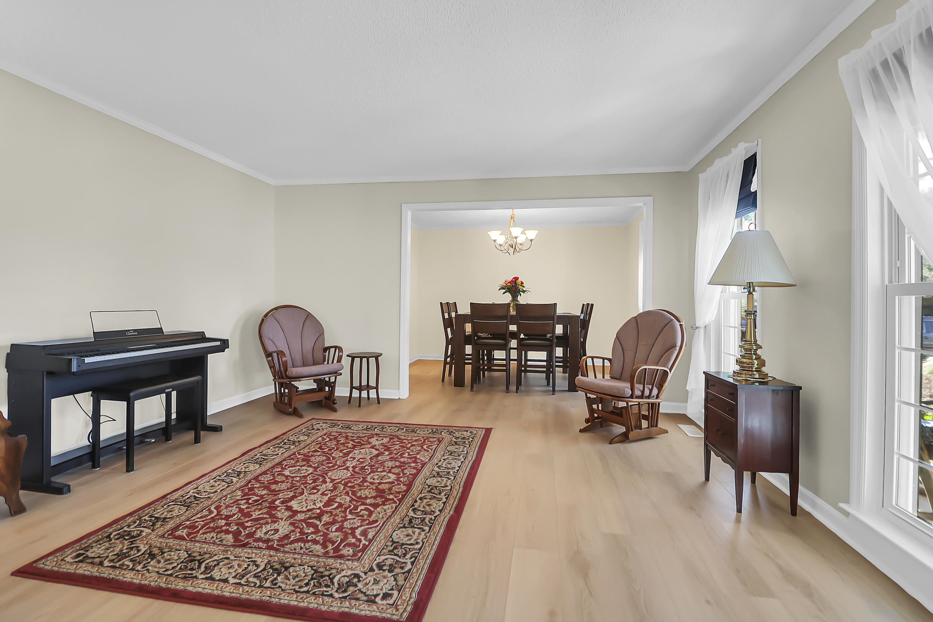 10 Hunters Forest Drive