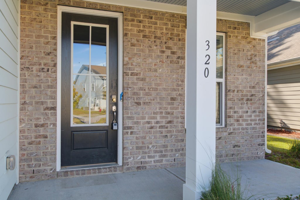 Photo of 320 Long Pier Street, Summerville, SC 29486 (MLS # 26029377)