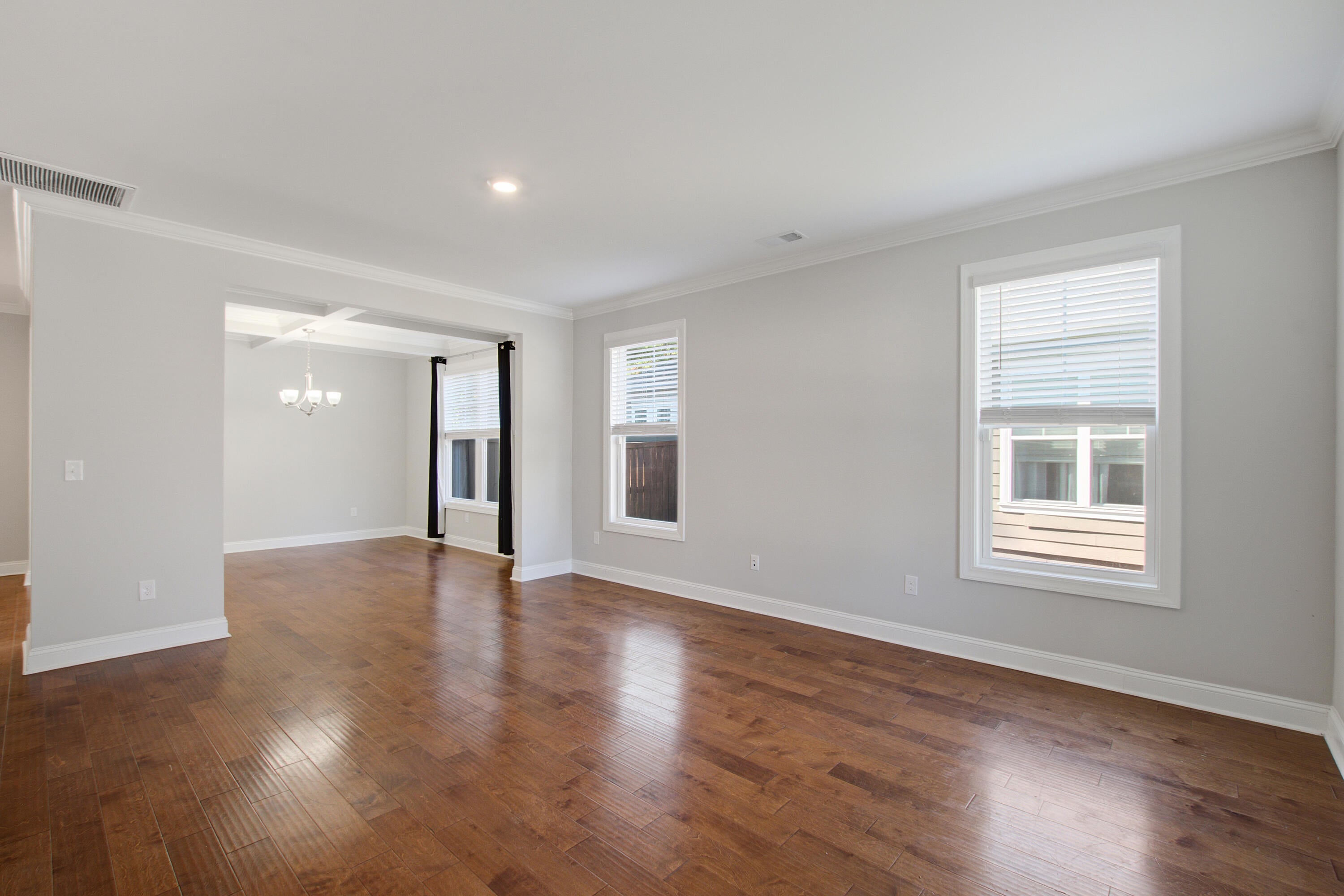 320 Long Pier Street
