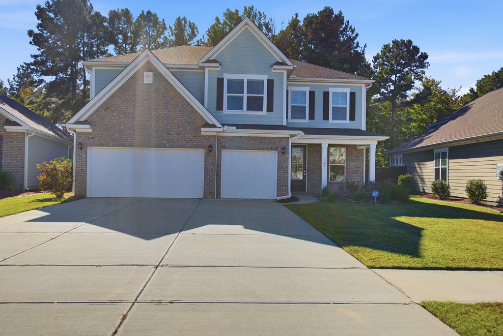 Photo of 320 Long Pier Street, Summerville, SC 29486 (MLS # 26029377)