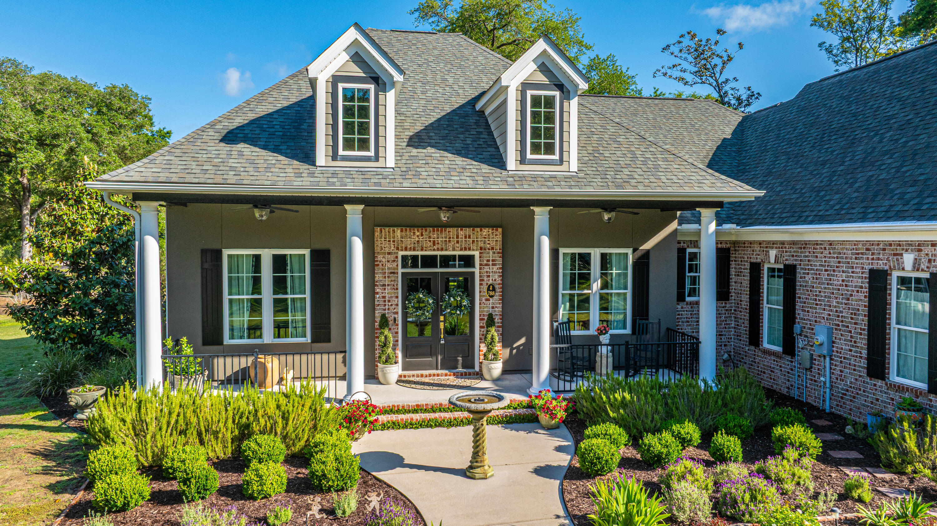788 Awendaw Lakes Boulevard