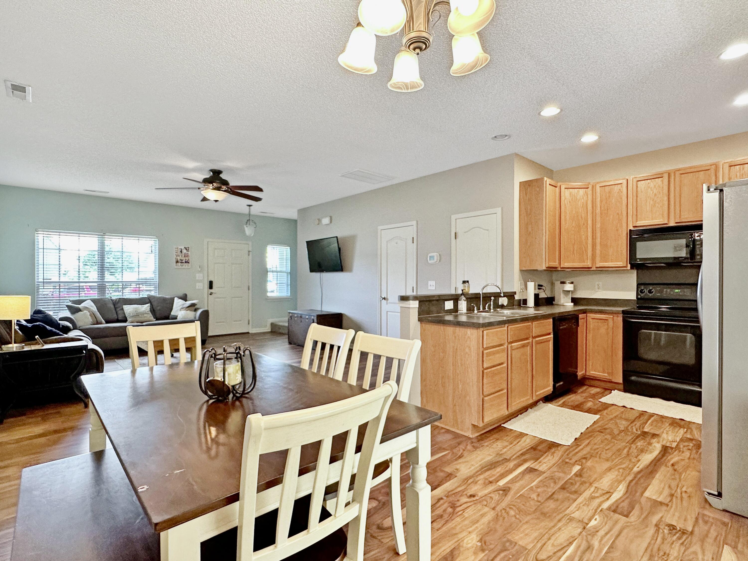 Photo 9 of 25 of 129 Lynches River Drive townhome