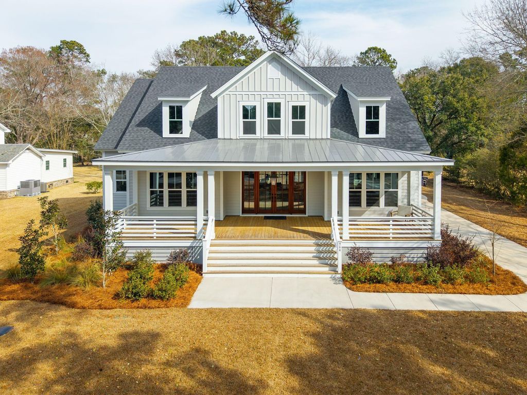 Photo of 964 Pine Hollow Road, Mount Pleasant, SC 29464 (MLS # 26003331)