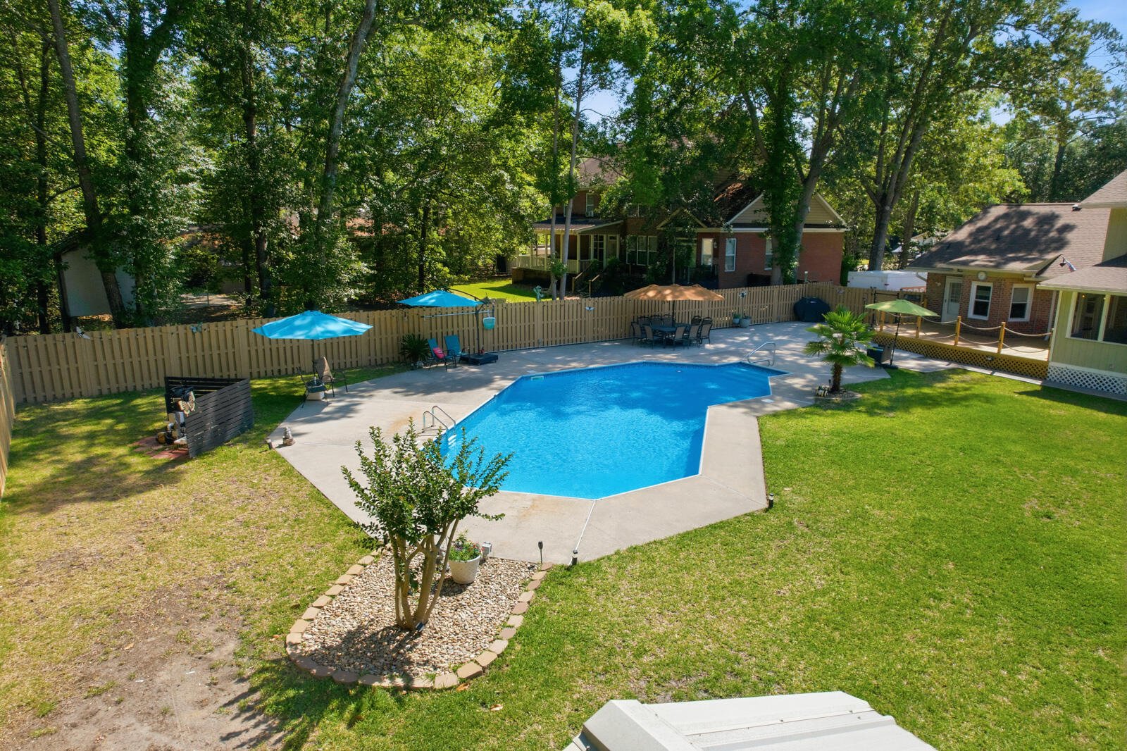 112 Ayers Circle