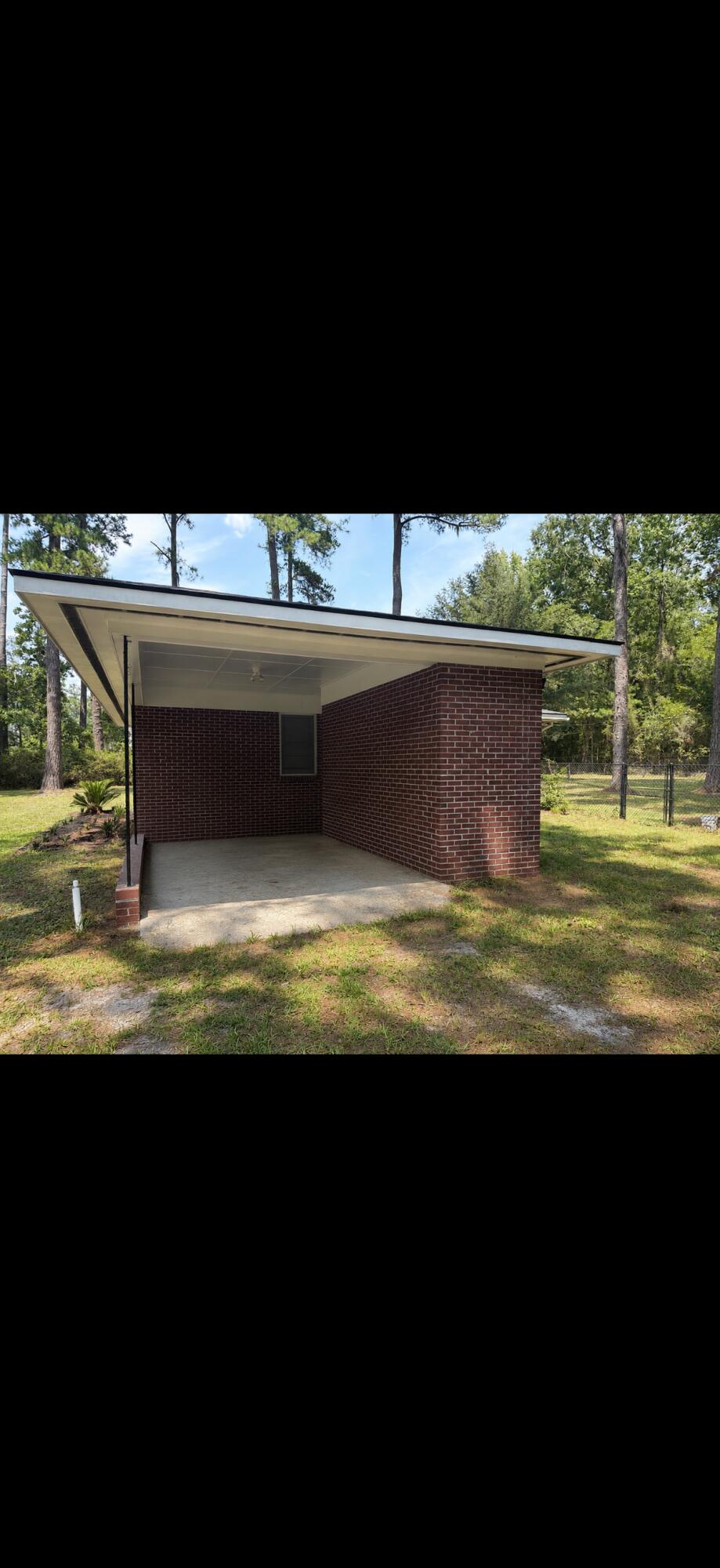 605 W Pulaski Drive
