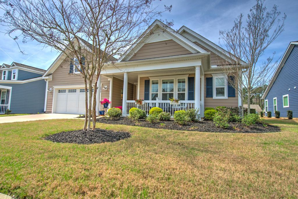 Photo of 2079 Barn Swallow Road, Summerville, SC 29483 (MLS # 26007296)