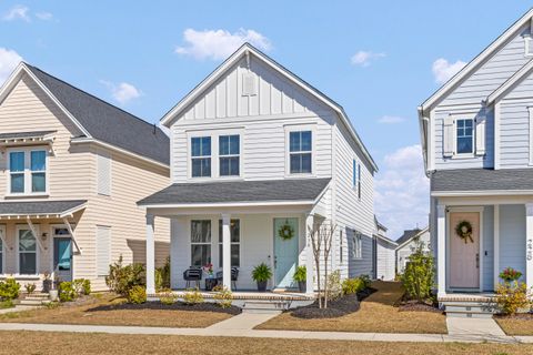 Photo of 230 Symphony Avenue, Summerville, SC 29486 (MLS # 26007400)