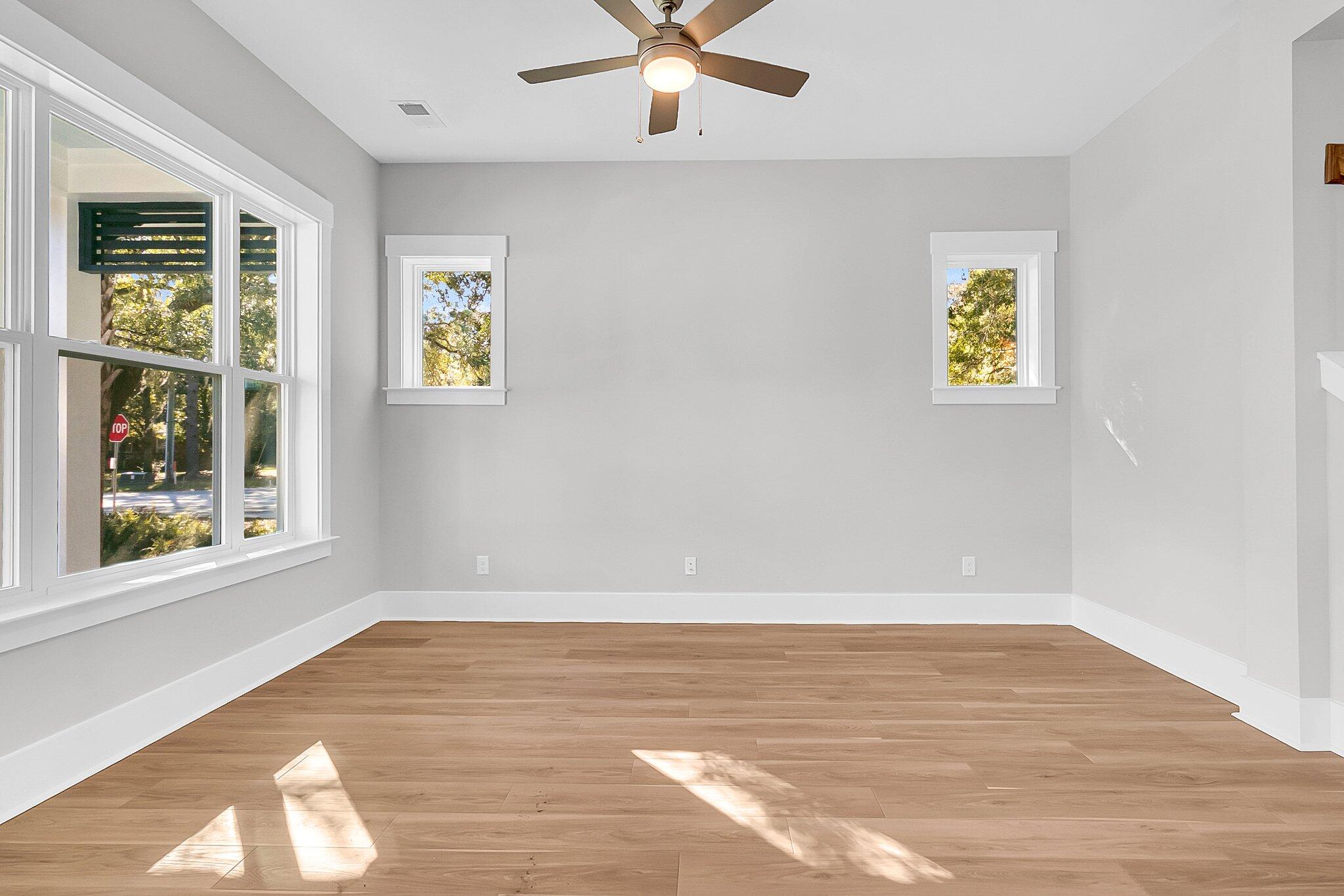 1216 Reserve Lane
