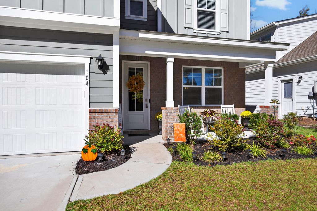 Photo of 104 Limpkin Lane, Summerville, SC 29483 (MLS # 25025318)