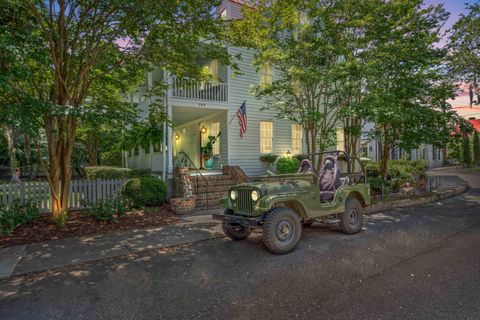 Photo of 107 Bennett Street, Mount Pleasant, SC 29464 (MLS # 25018359)