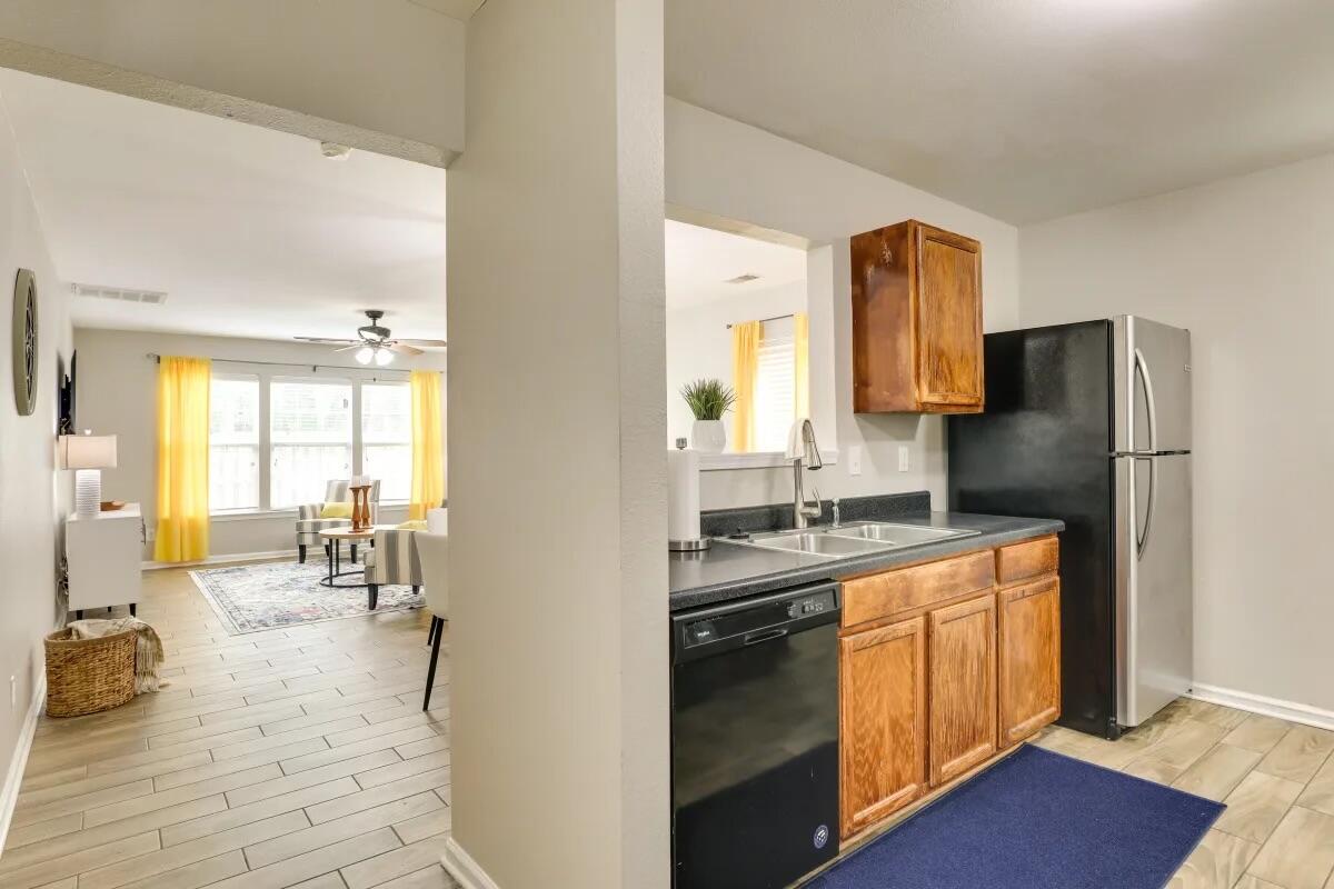 1208 Vistiana Drive