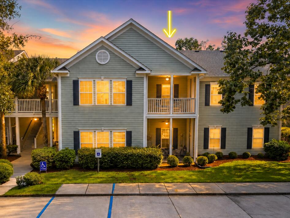 Photo of 706 E Marymont Lane, Charleston, SC 29414 (MLS # 26023047)
