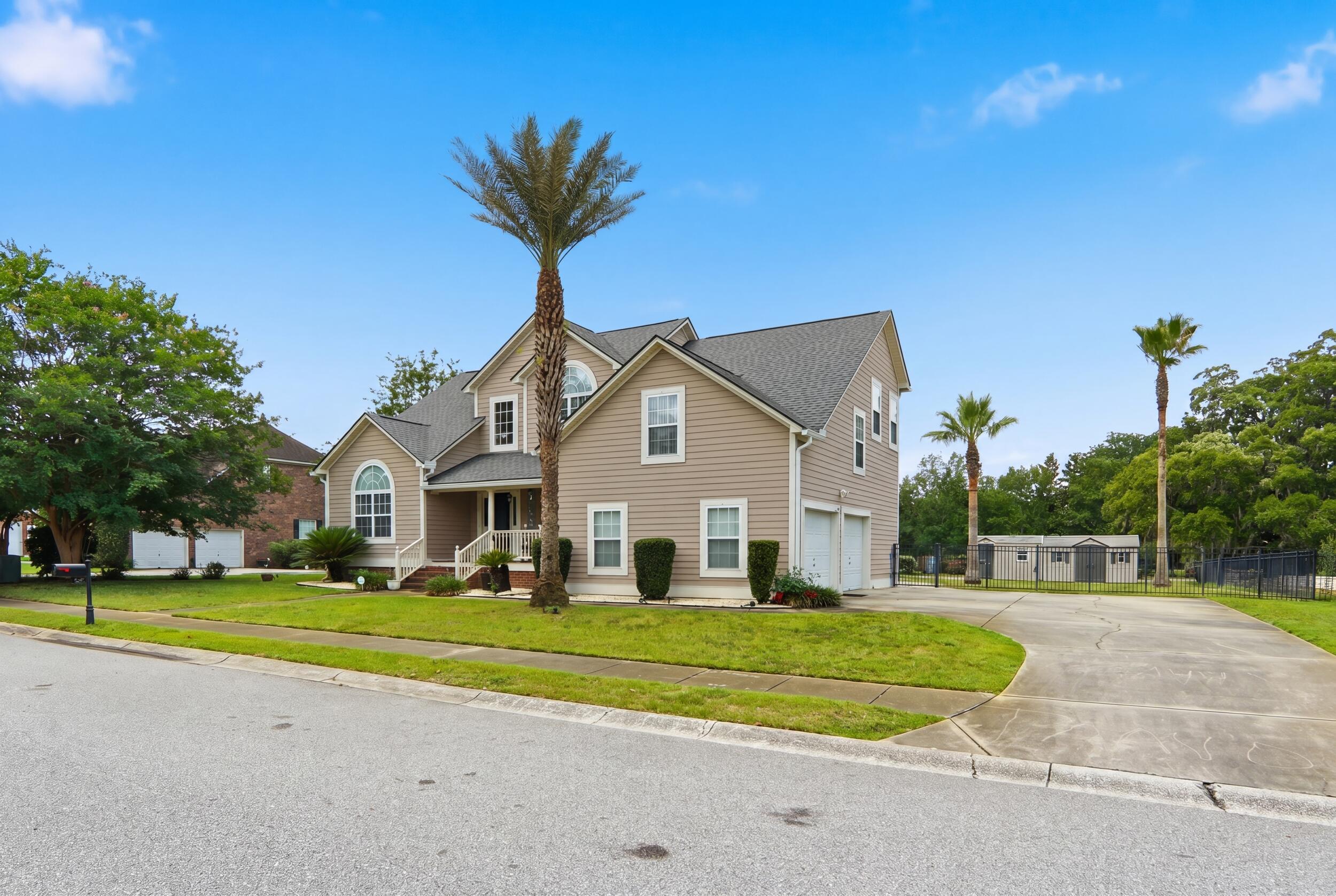 5043 Spaniel Drive