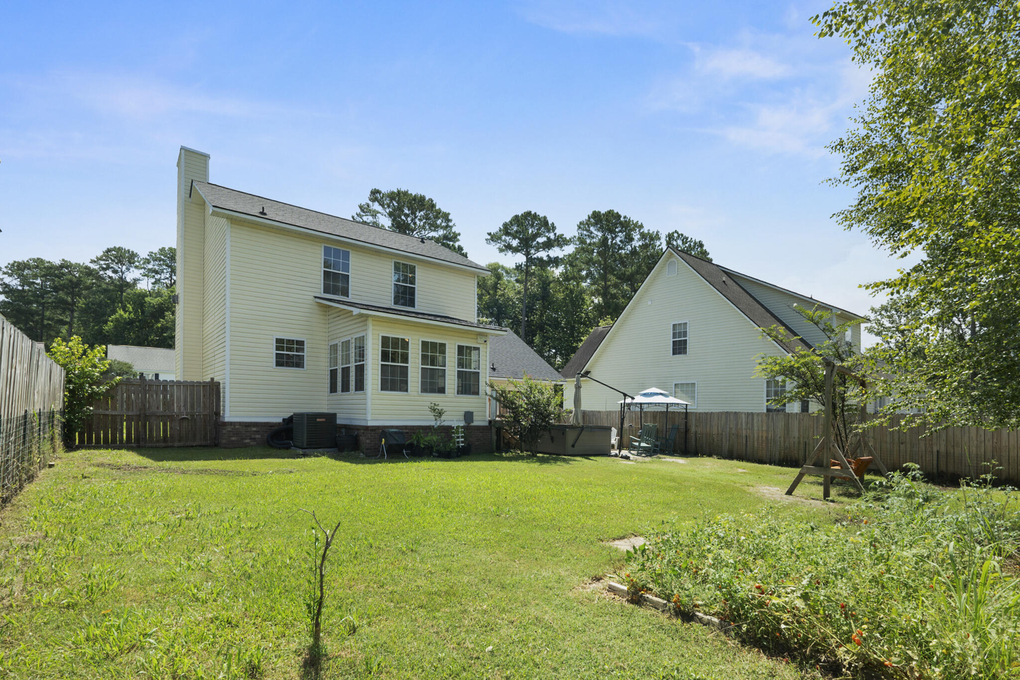 305 Northam Court