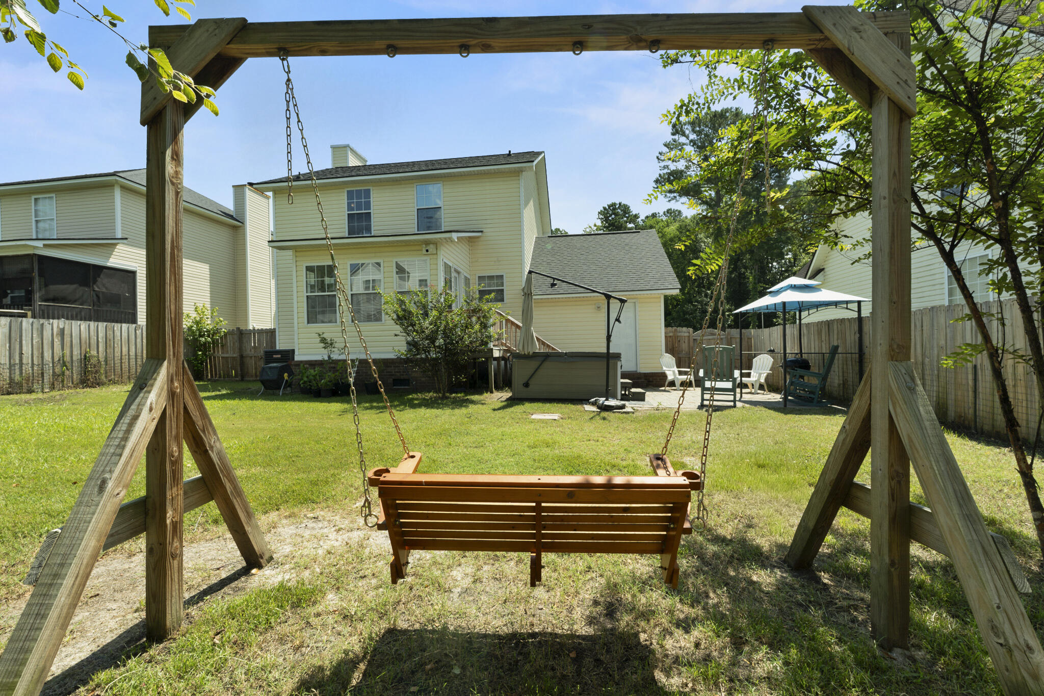 305 Northam Court