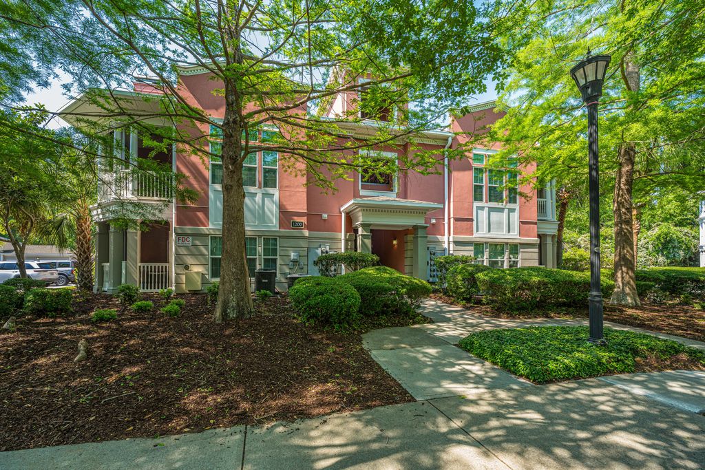 Photo of 1216 Telfair Way, Charleston, SC 29412 (MLS # 26012080)
