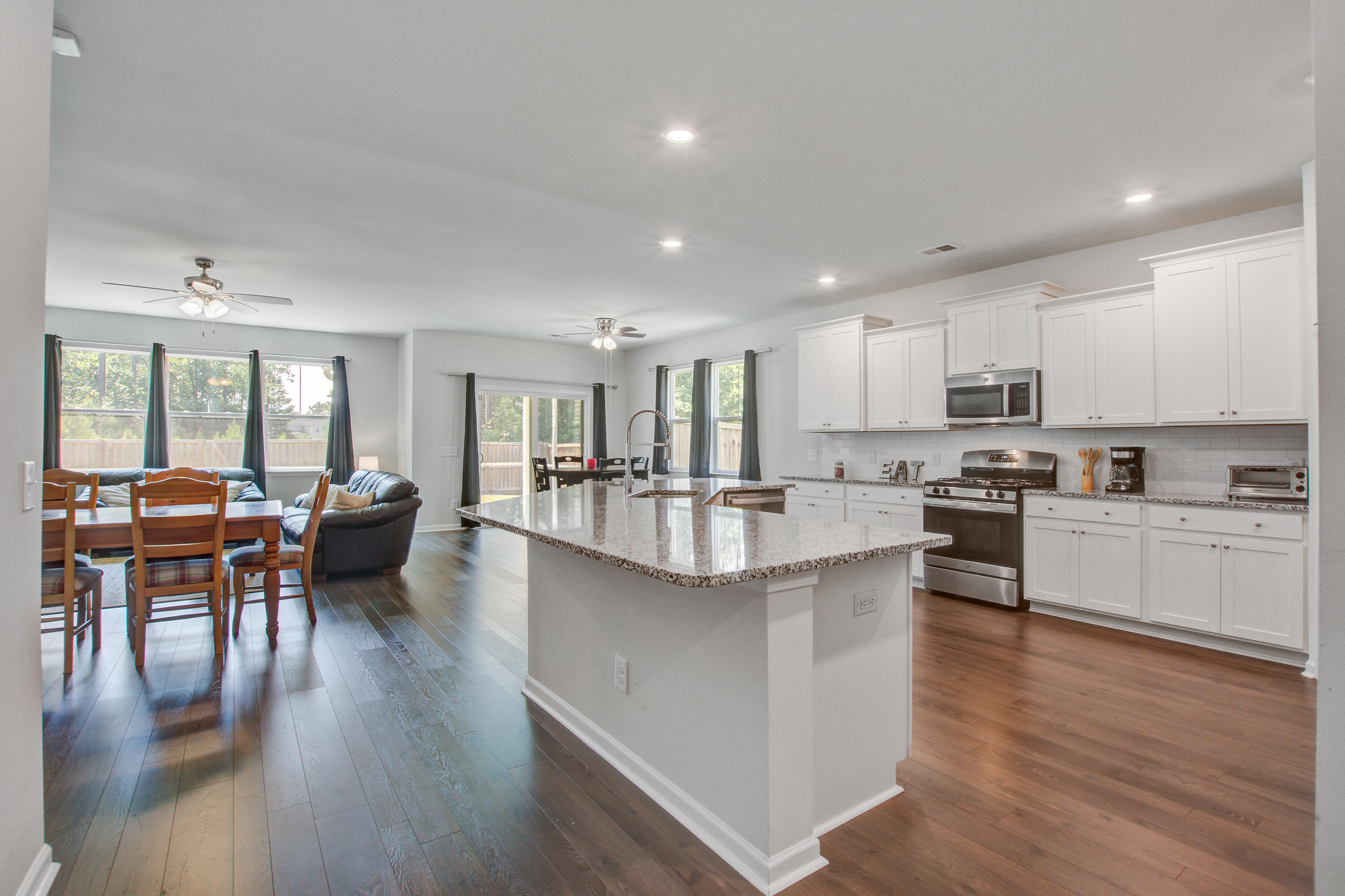 423 Squire Pope Road