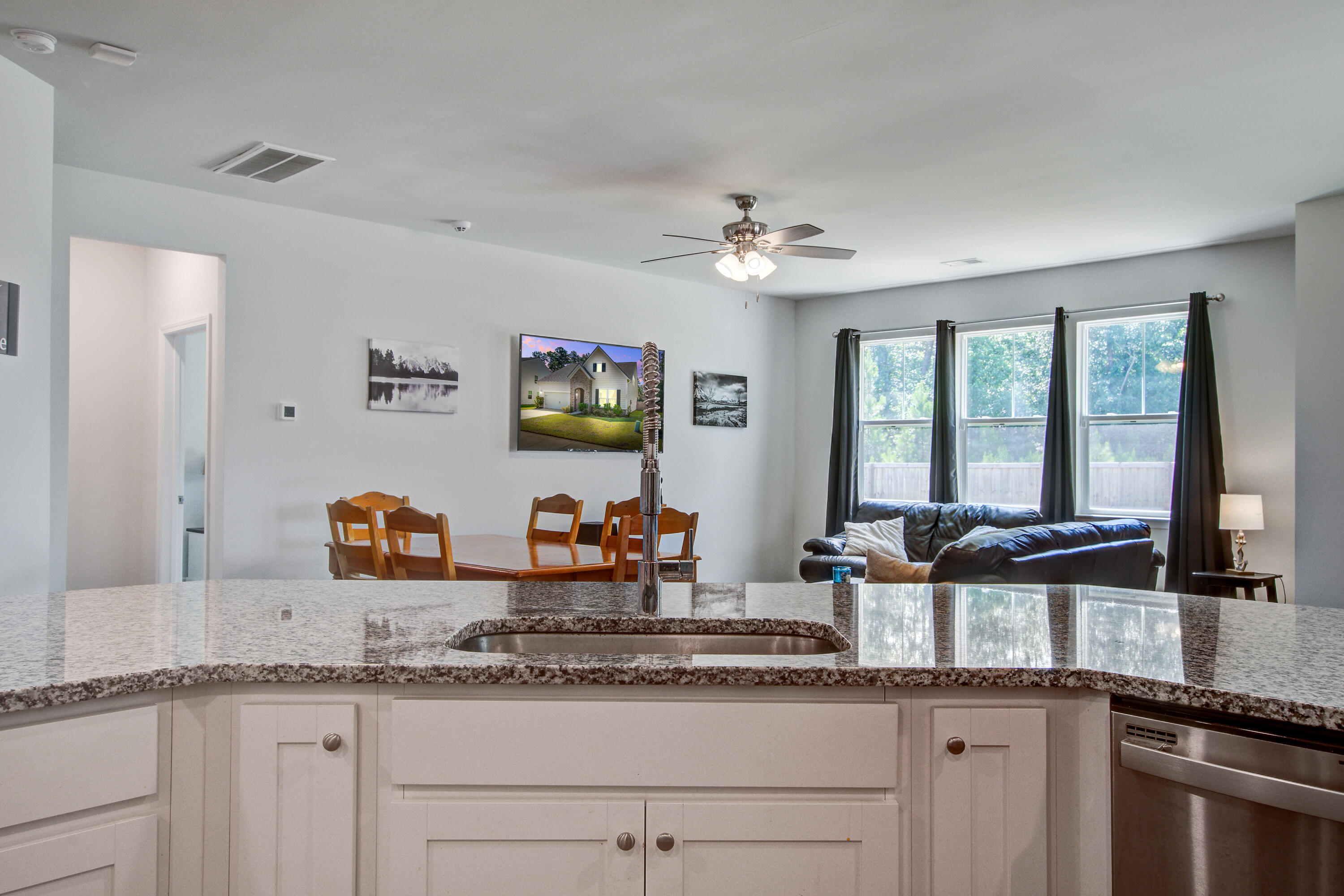 423 Squire Pope Road