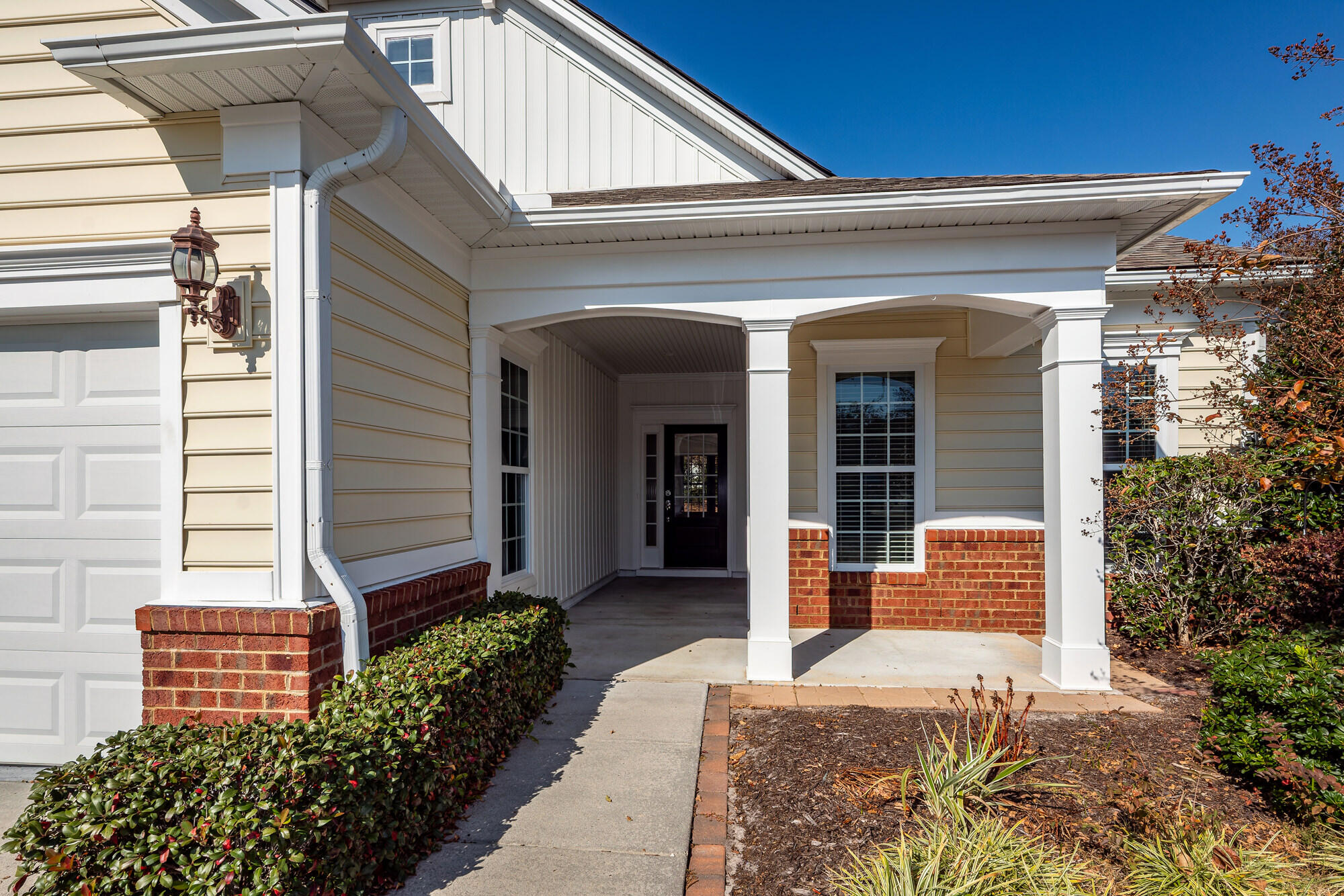 318 Oyster Bay Drive