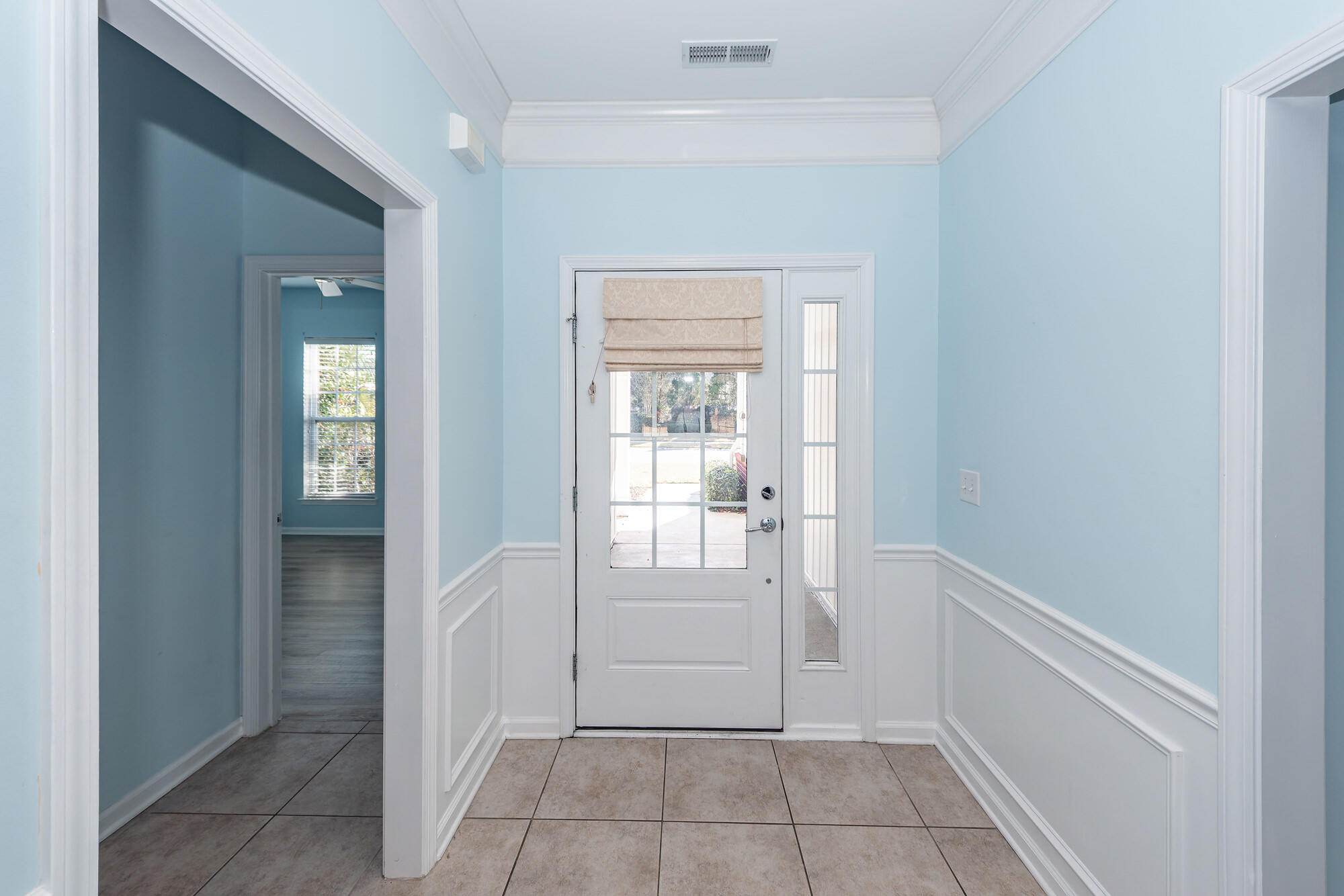 318 Oyster Bay Drive