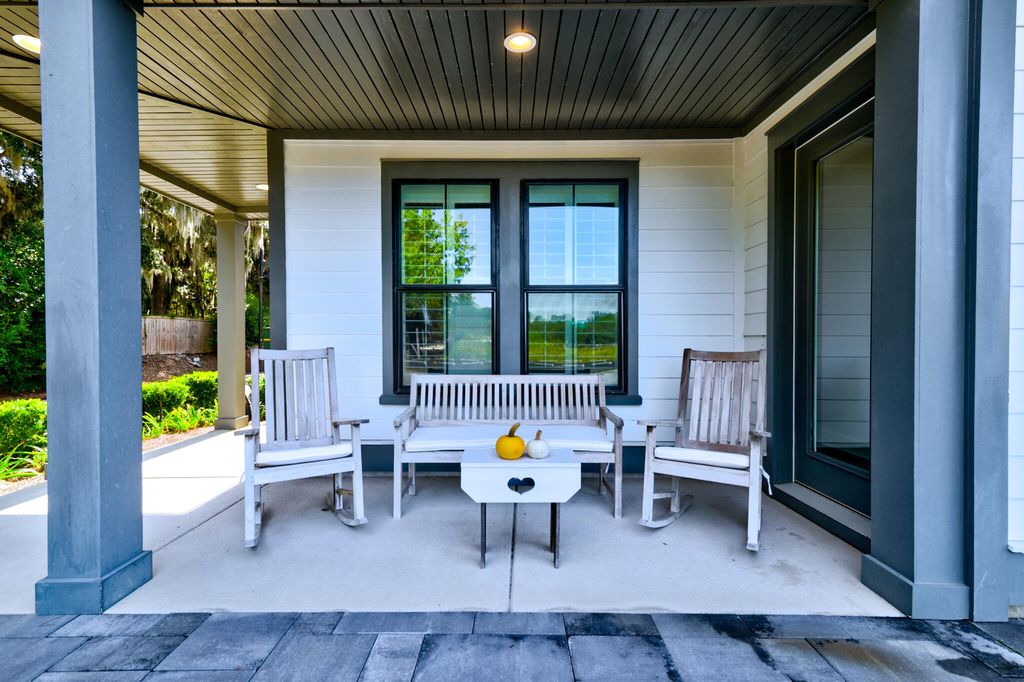 Photo of 1646 Florentia Street, Mount Pleasant, SC 29464 (MLS # 25027533)