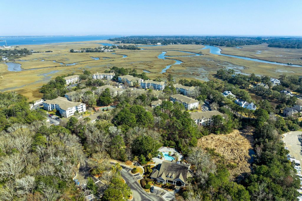 Photo of 700 Daniel Ellis Drive #8306, Charleston, SC 29412 (MLS # 25029199)