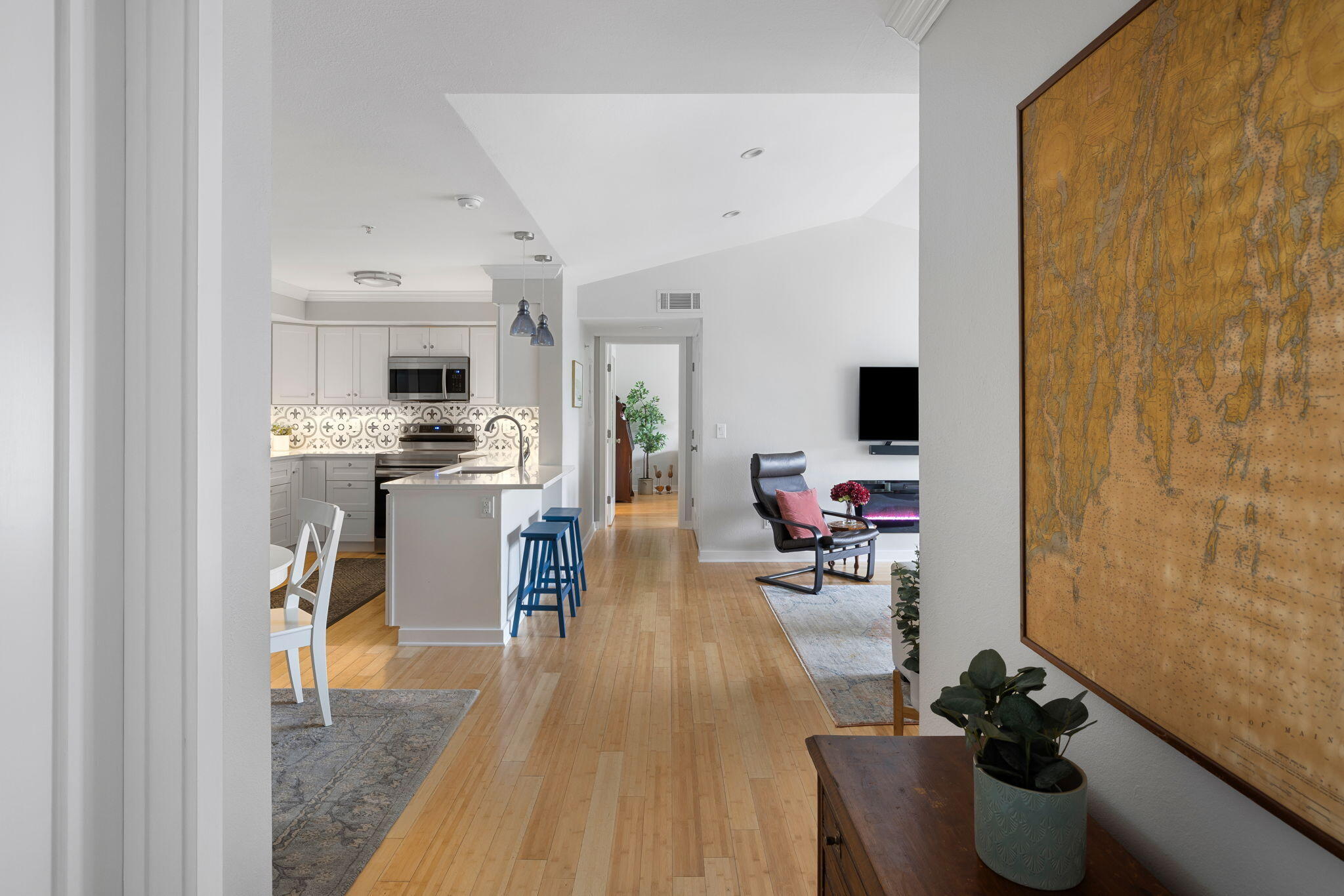 700 Daniel Ellis Drive 8306