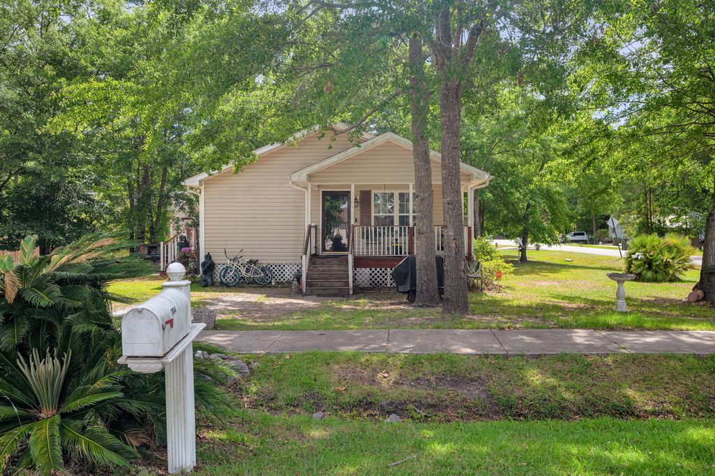 Photo of 1104 Revelation Court, Johns Island, SC 29455 (MLS # 26015871)