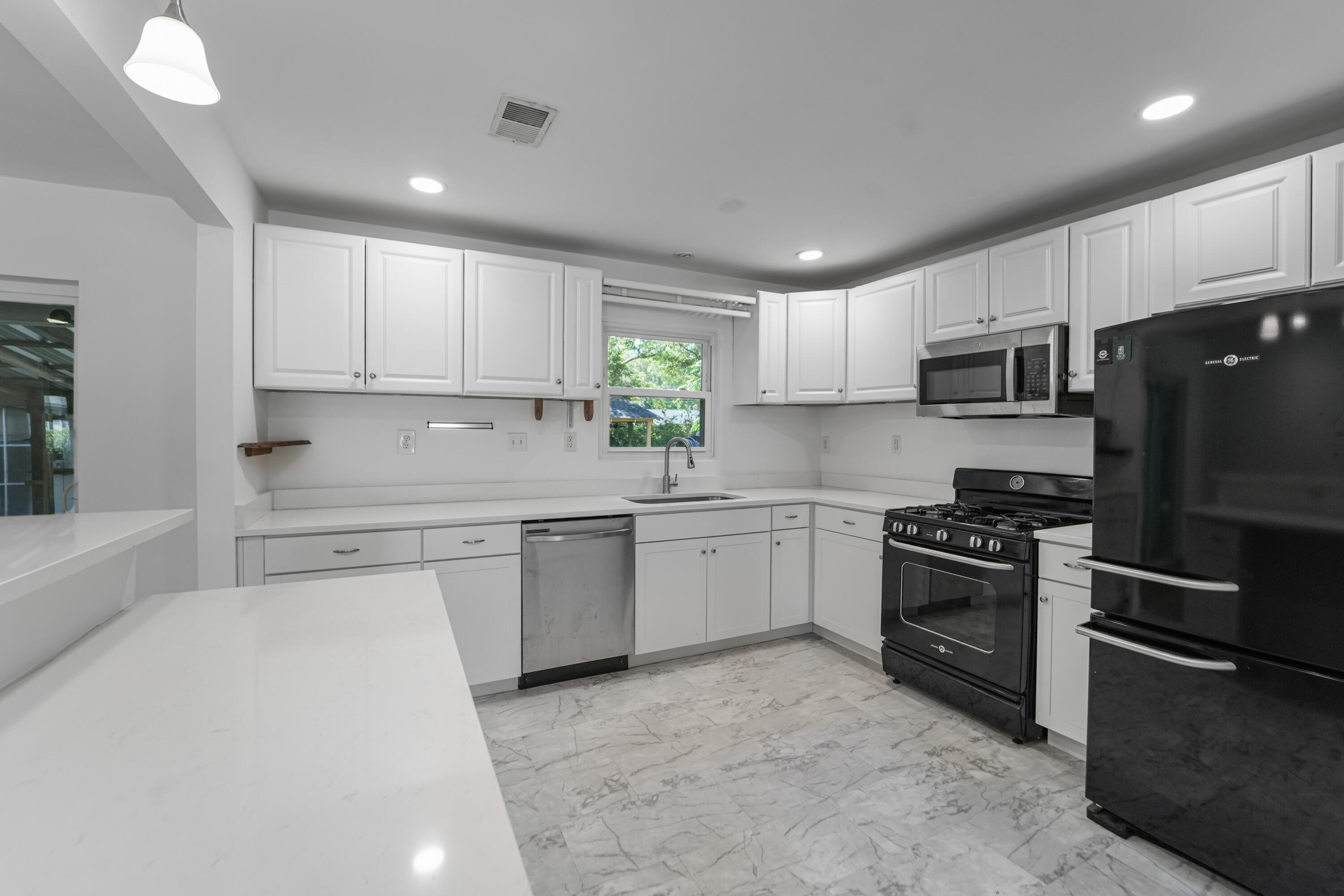1749 Lady Ashley Street