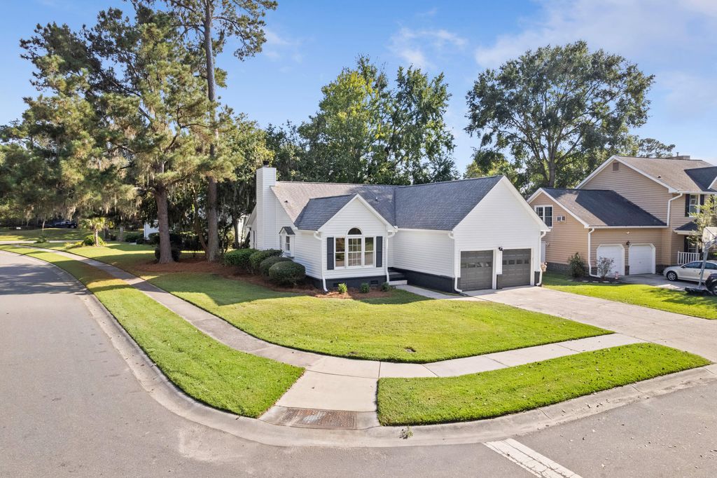Photo of 56 Oatly Circle, Charleston, SC 29414 (MLS # 25026784)