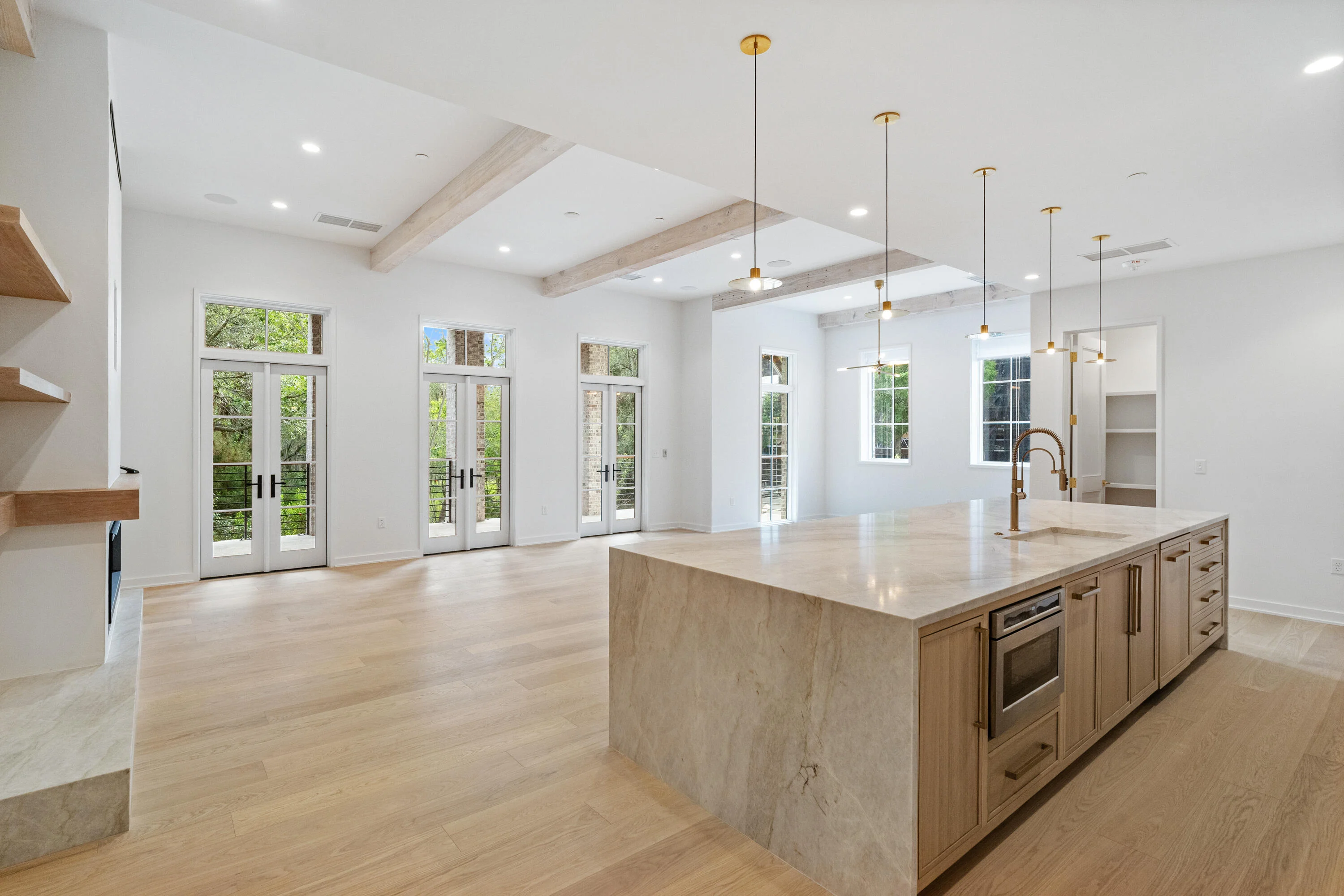 211 Seven Farms Drive Unit 201