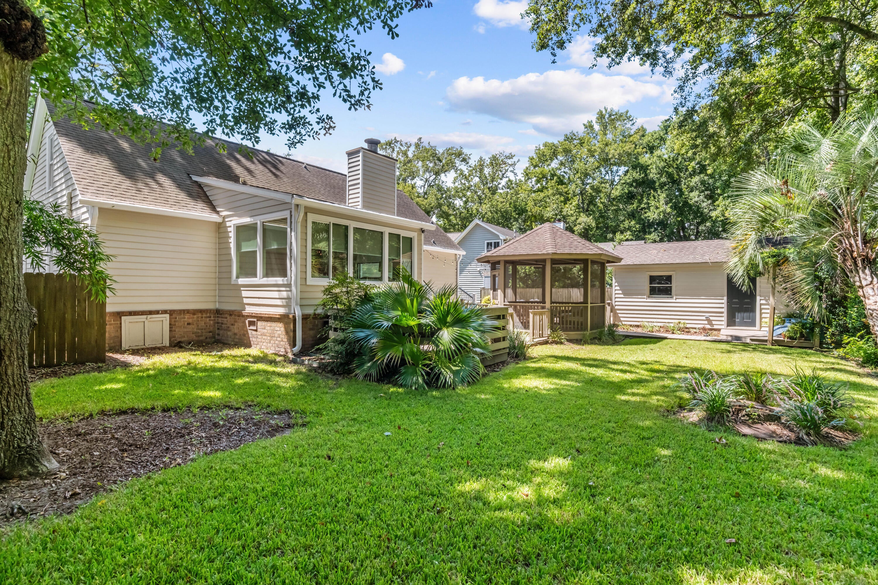 1418 Inland Creek Way