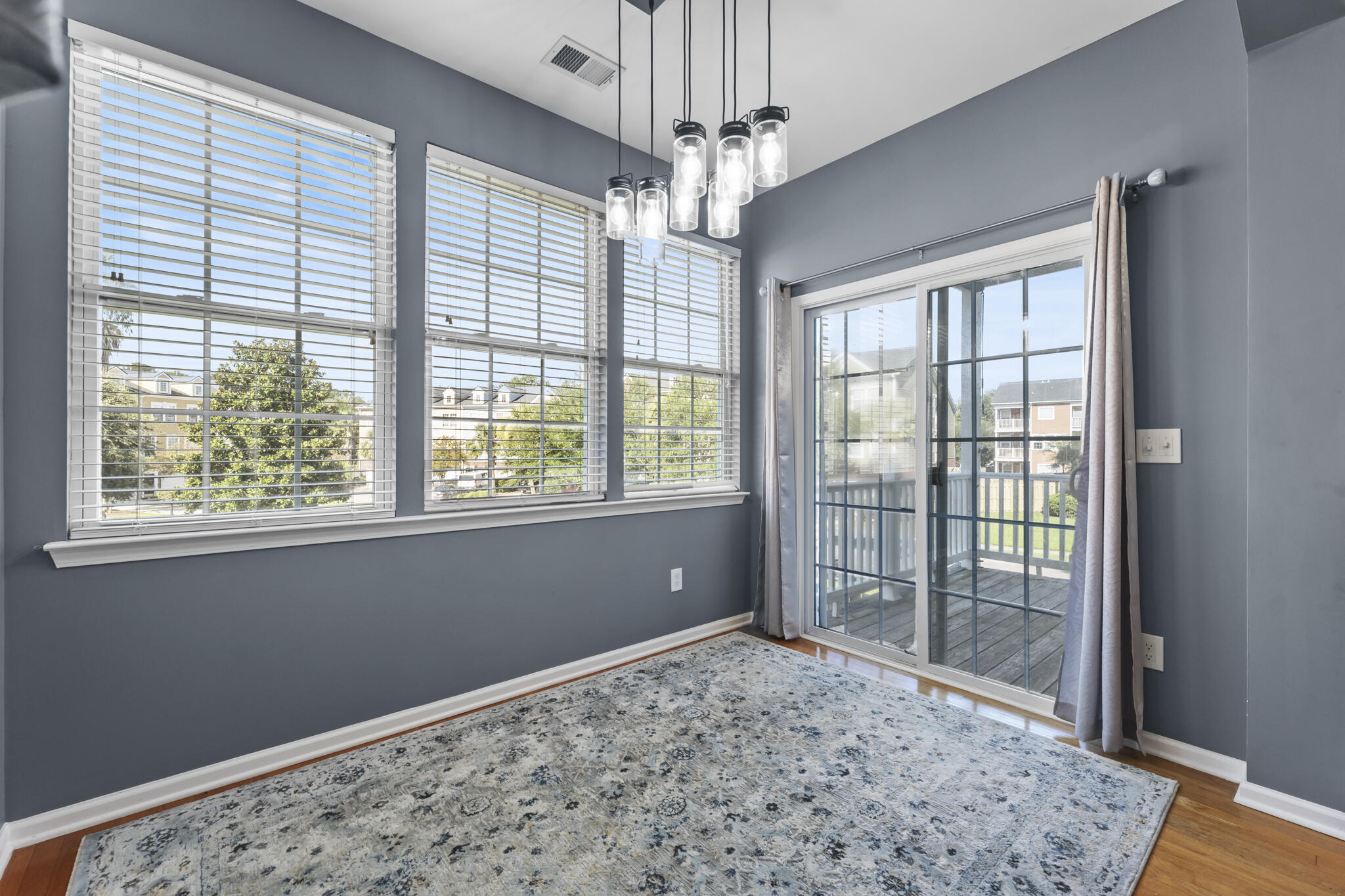 9210 Southern Oak Lane