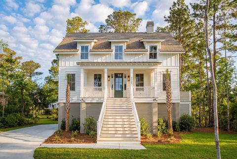 Photo of 2265 Beckenham Drive, Mount Pleasant, SC 29466 (MLS # 26004723)