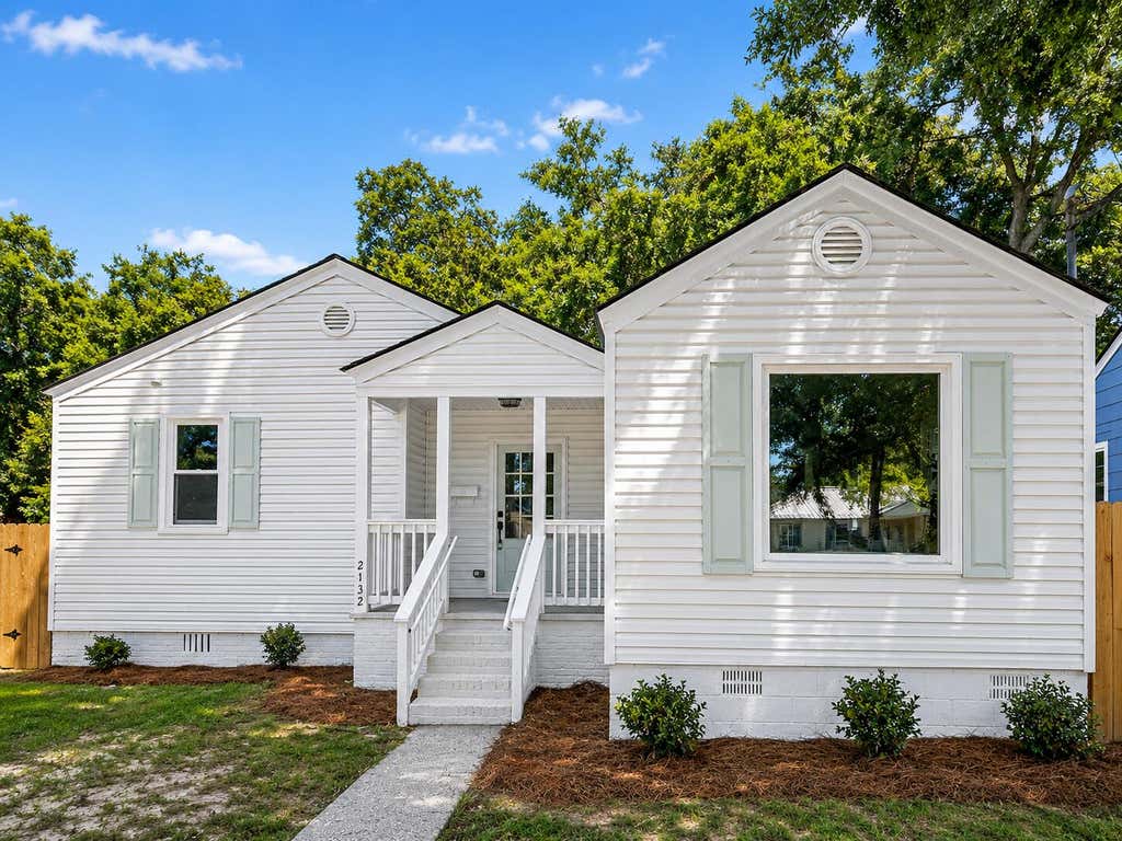 Photo of 2132 Commander Road, North Charleston, SC 29405 (MLS # 26018826)