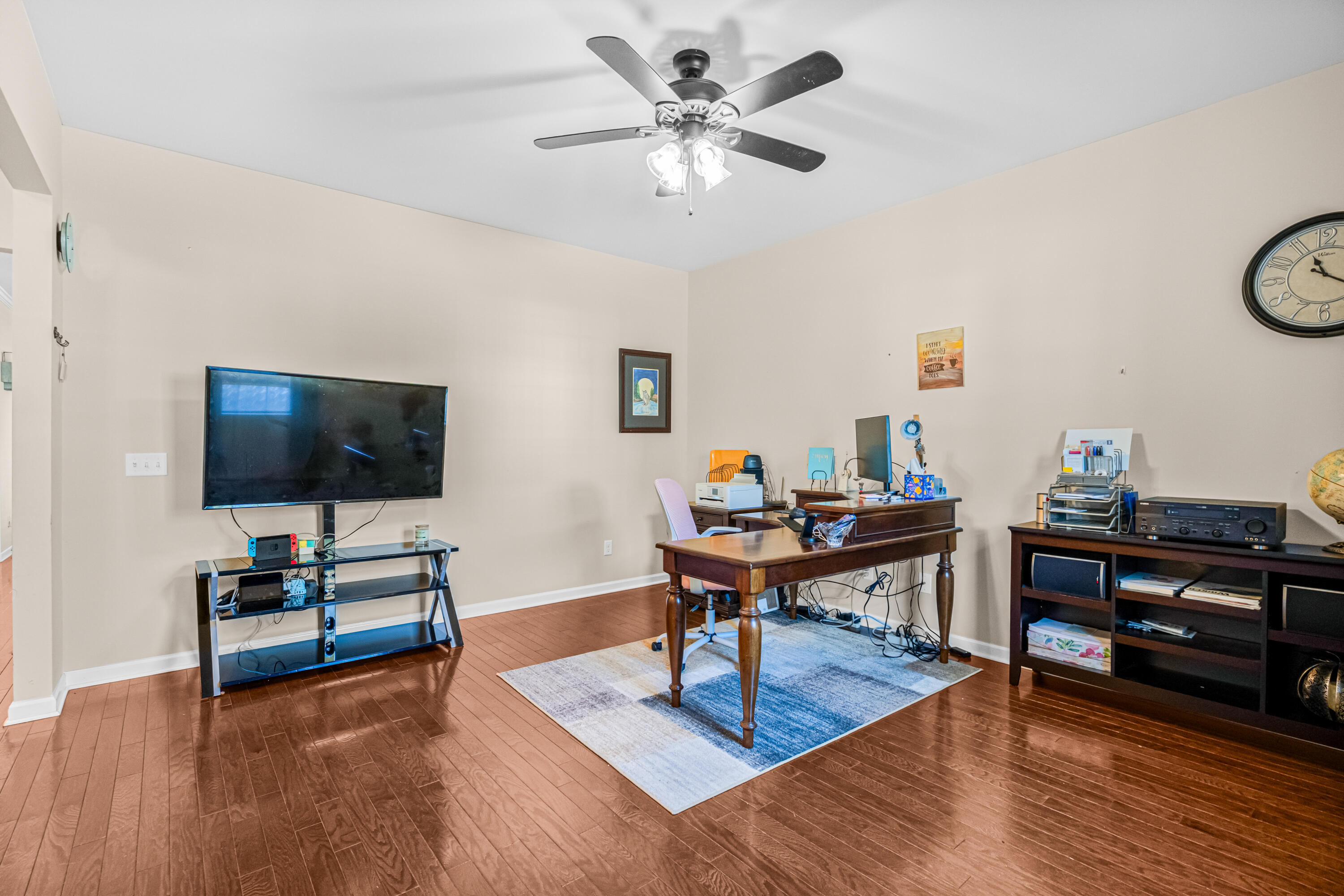 2911 Glenarden Drive