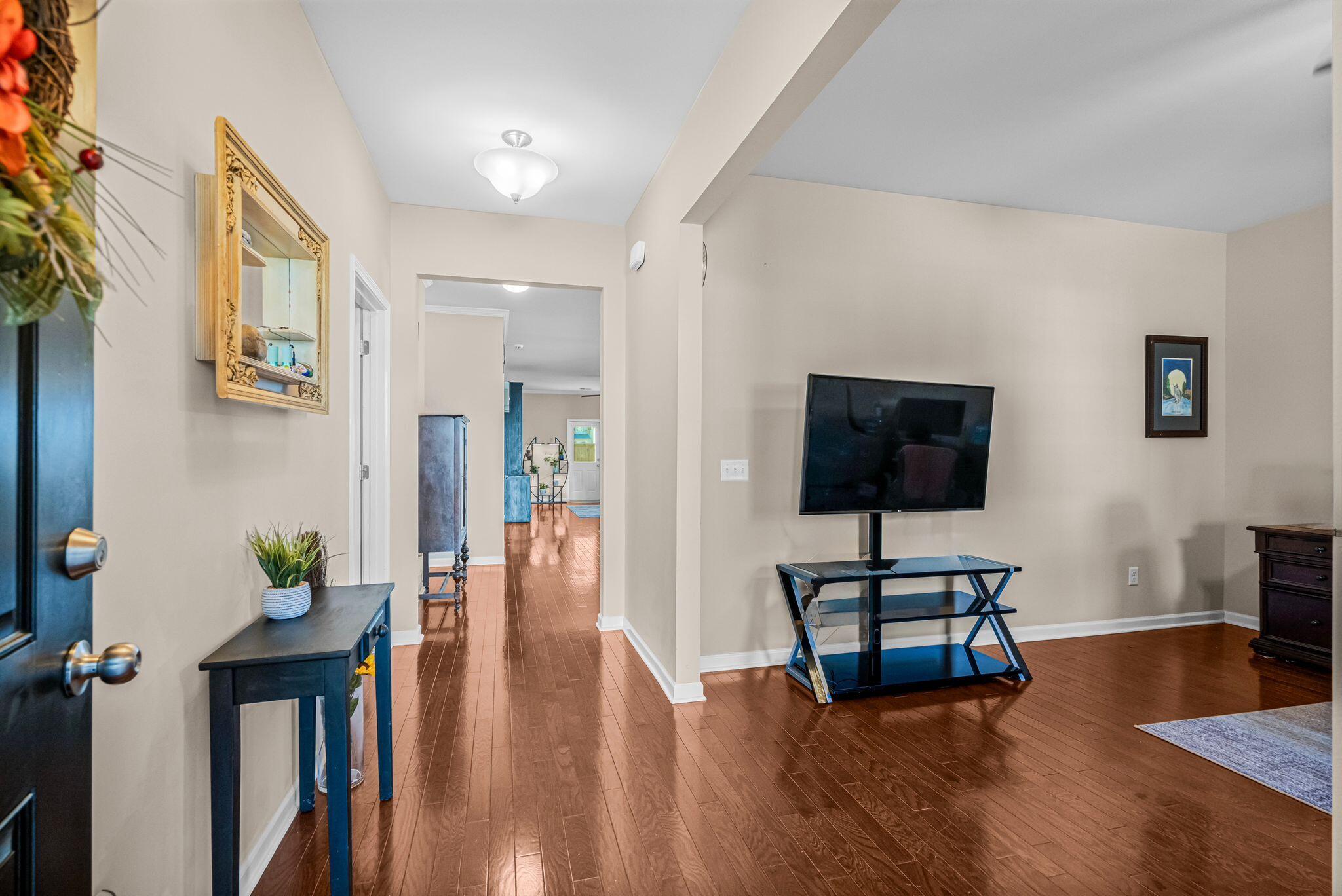 2911 Glenarden Drive