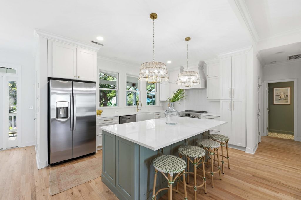 Photo of 1431 Hindman Avenue, Mount Pleasant, SC 29464 (MLS # 26008236)