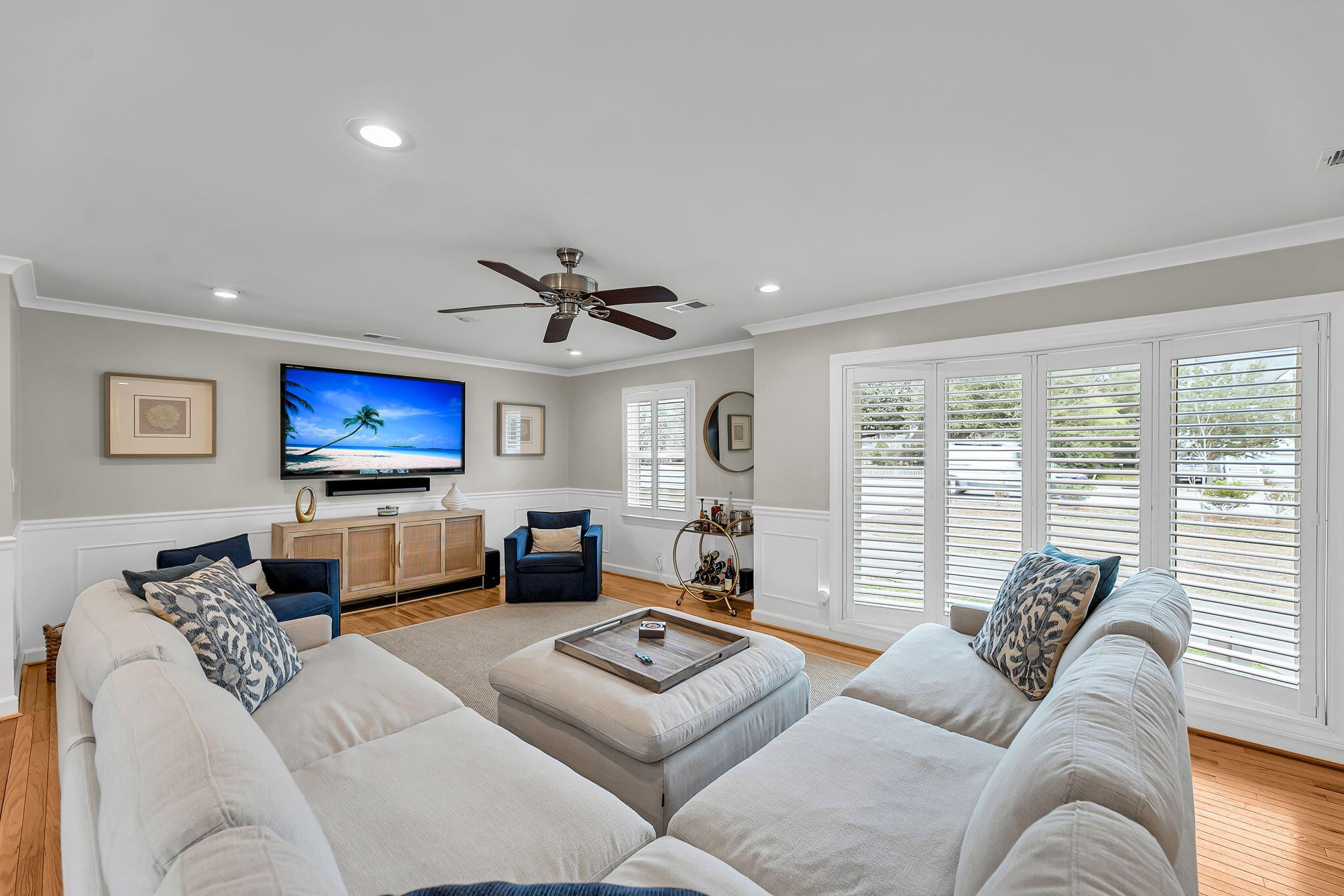 1093 Harbor View Road